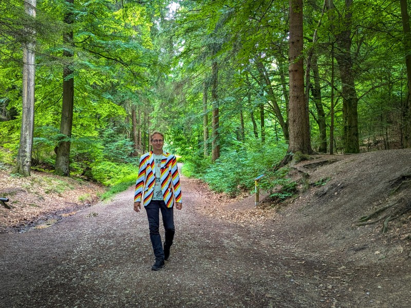 Patrick maakt een mooie wandeling in de Deister