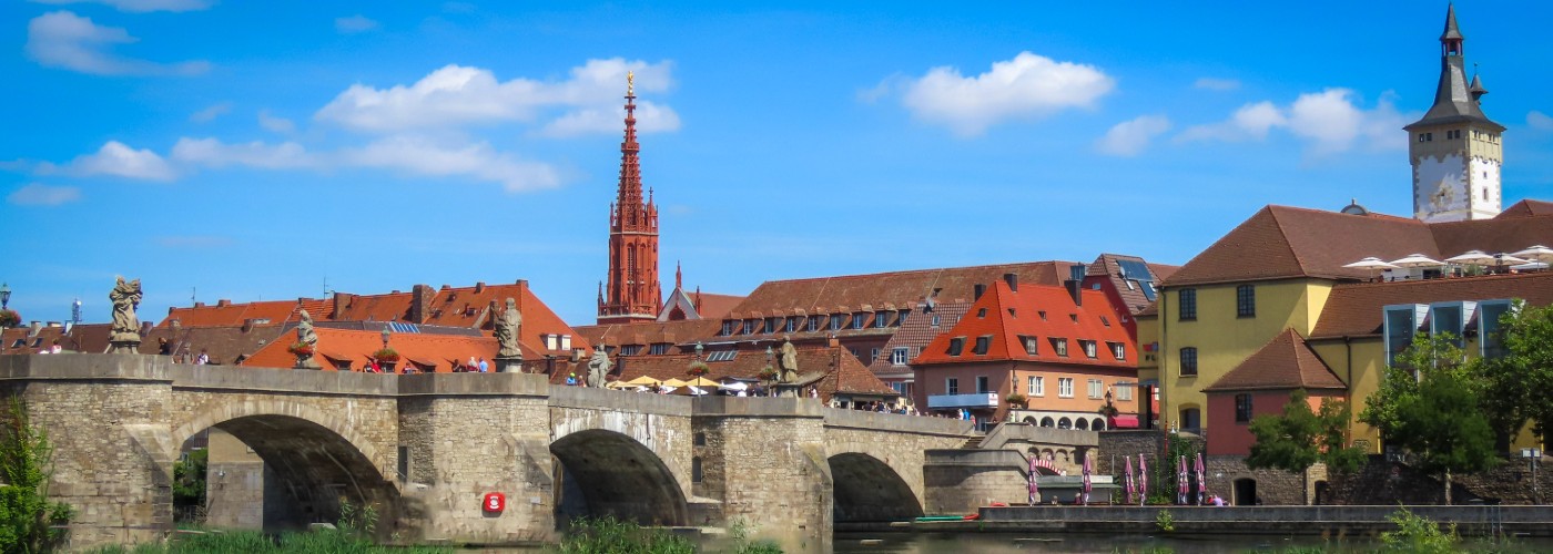 De oude Mainbrug van Würzburg