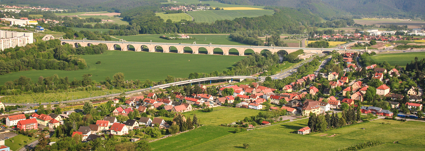 Het glooiende landschap van de omgeving waarin Jena ligt